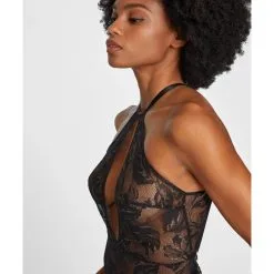 Aubade Paris Body String ‘Twist And Love’ – Boîte à Désir By Aubade -Sextoys boutique body string twist and love boite a desir by aubade 3