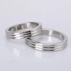 Cockring Plat Avec Rainures En Acier Inoxydable - 10 Mm De Largeur 6 Cockring Plat Avec Rainures En Acier Inoxydable - 10 Mm De Largeur -Sextoys boutique cockring plat avec rainures en acier inoxydable 10 mm de largeur 2