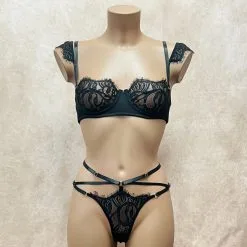 Collection Exclusive Paradise Boutik Ensemble 2 Pièces En Dentelle, Soutien-gorge & String Taille Haute