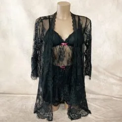 Ensemble Nuisette, Kimono Et Short En Dentelle