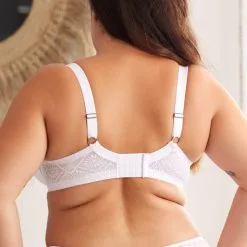 Soutien-Gorge En Dentelle Graphique ‘Maya’ – Valege Lingerie -Sextoys boutique soutien gorge en dentelle graphique maya valege lingerie 9