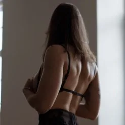 Soutien-Gorge Seins Nus Avec Harnais - Collection Exclusive Paradise Boutik -Sextoys boutique soutien gorge seins nus avec harnais collection exclusive paradise boutik 2