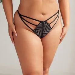 String En Dentelle Graphique ‘Fizzy’ – Valege Lingerie