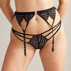 String En Dentelle Graphique ‘Fizzy’ – Valege Lingerie -Sextoys boutique string en dentelle graphique fizzy valege lingerie 4