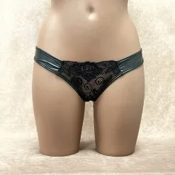 String Wetlook & Guipure Florale