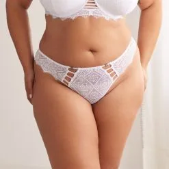 Tanga En Dentelle Graphique ‘Maya’ – Valege Lingerie -Sextoys boutique tanga en dentelle graphique maya valege lingerie 8